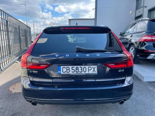 Volvo V90 D4 Momentum